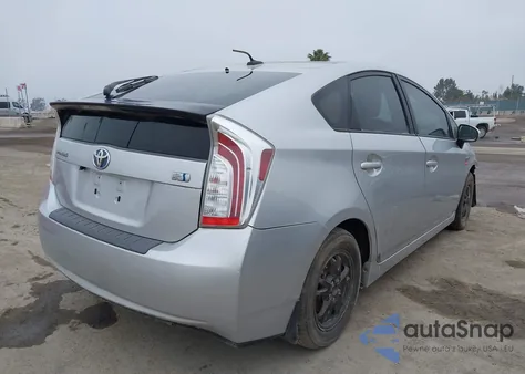 2013 Toyota Prius z USA, uszkodzony, nr VIN JTDKN3DUXD5594341